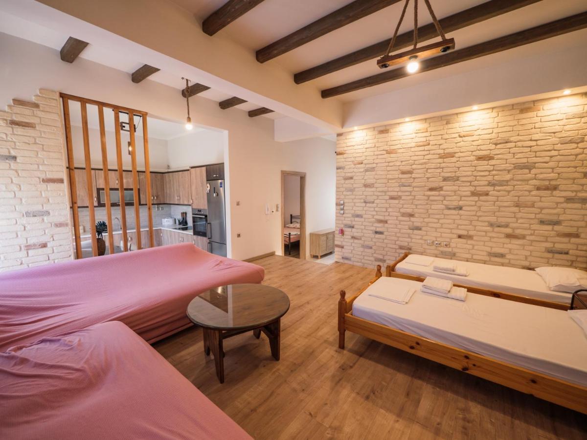 Ikonomianika Kellys Cozy One Bedroom House Next To The Beach מראה חיצוני תמונה
